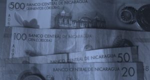 Varios Nicaraguan Bank Notes