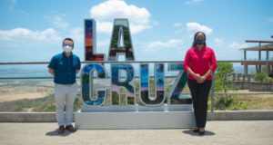 Costa Rica and Nicaragua Tourism Ministers at the Look Out in La Cruz