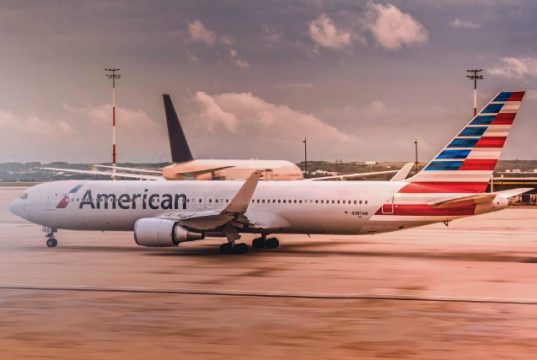 American Airlines Airplane Taxiing