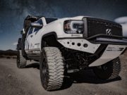Extreme 4x4 Rally Modified White Truck